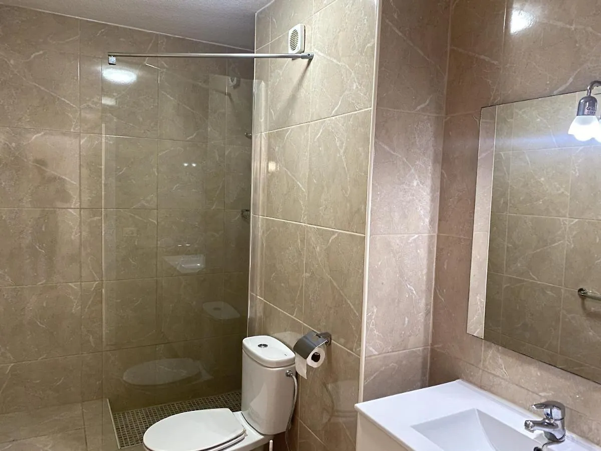 Apartment 7B2, Victoria Court 1,Avenida Londres 6, Los Cristianos, 38650, Tenerife